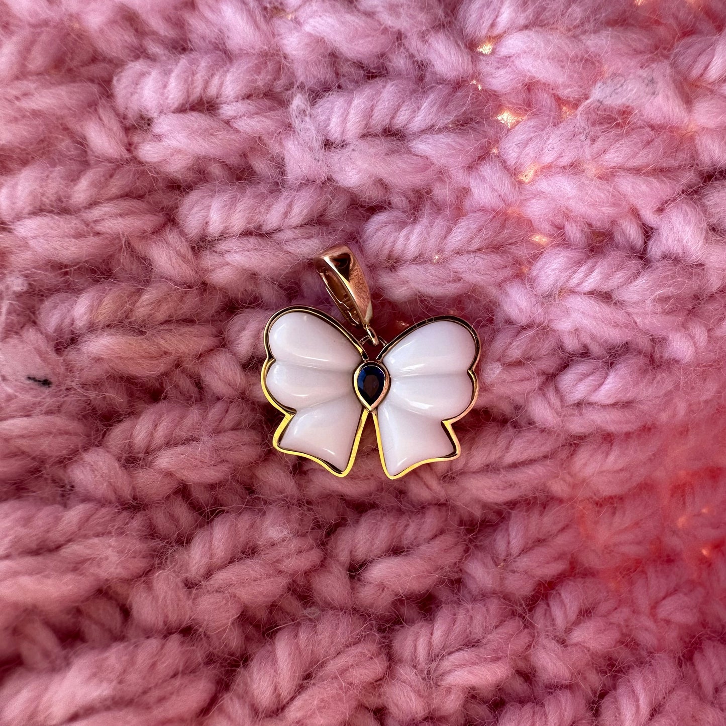 Berkley Small Bow Pendant